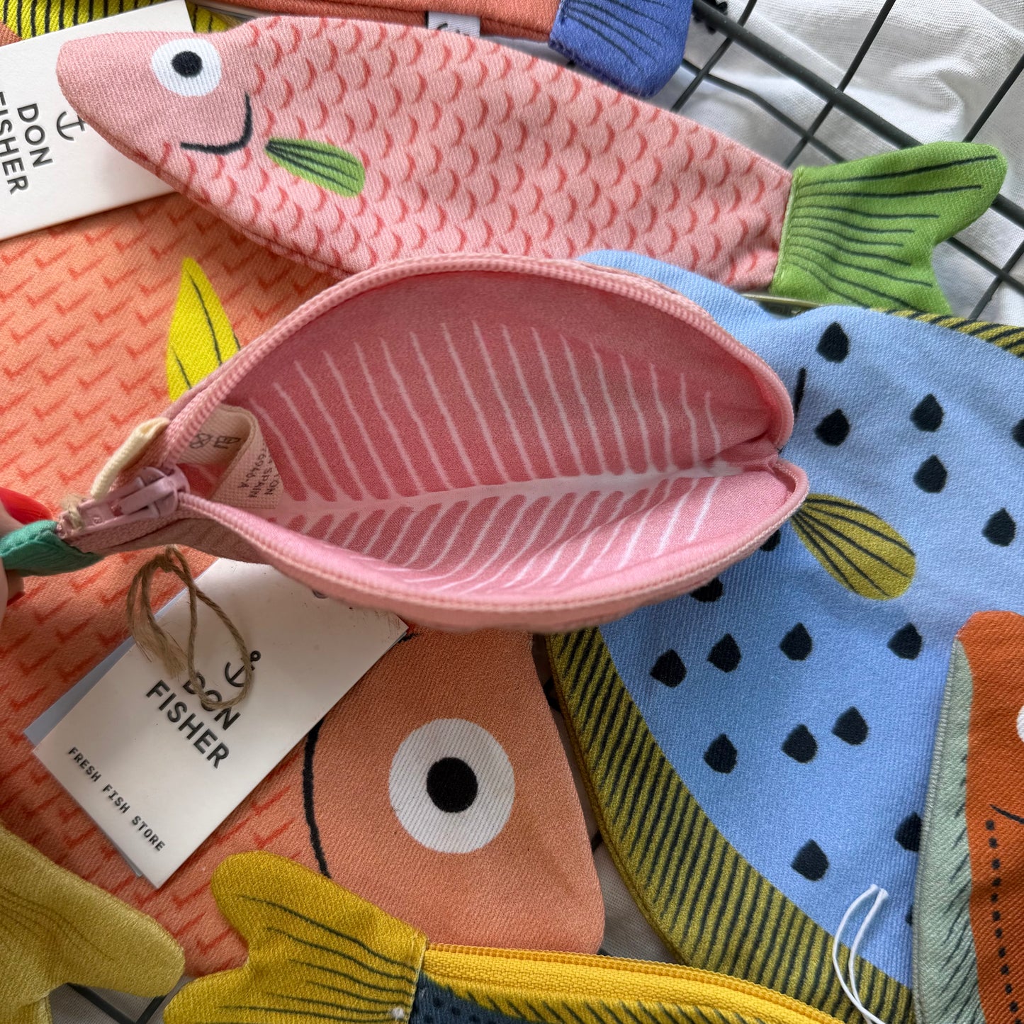 Don Fisher Fish Pouch ★ Anchovy